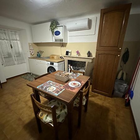Casa Vacanze Da Meryon Albiano Magra Екстериор снимка